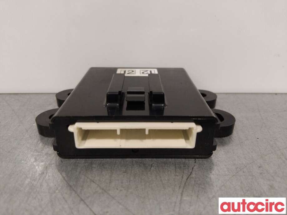 Styreenhet diverse til Mitsubishi Outlander 2015-->> (Type III, Fase 2)  (MITSUBISHI|8637C108|)