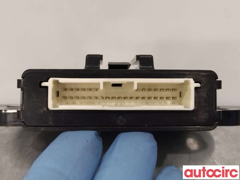Styreenhet diverse til Mitsubishi Outlander 2015-->> (Type III, Fase 2)  (MITSUBISHI|8637C108|)