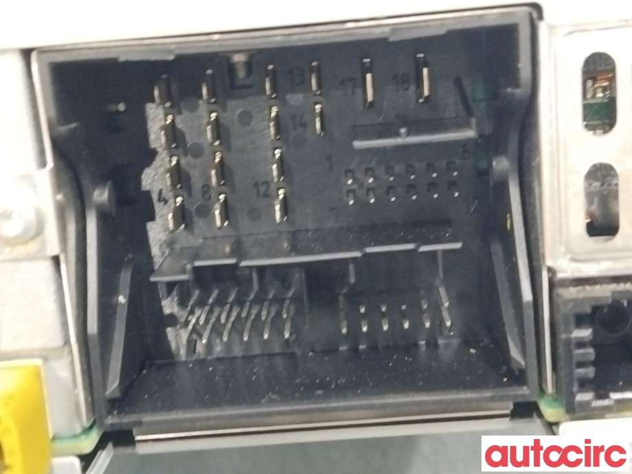 Bilstereo diverse til Audi A6 2011-2014 (Type IV, Fase 1) (C7) (C7) (AUDI|4G0035182L|4G0035182K)
