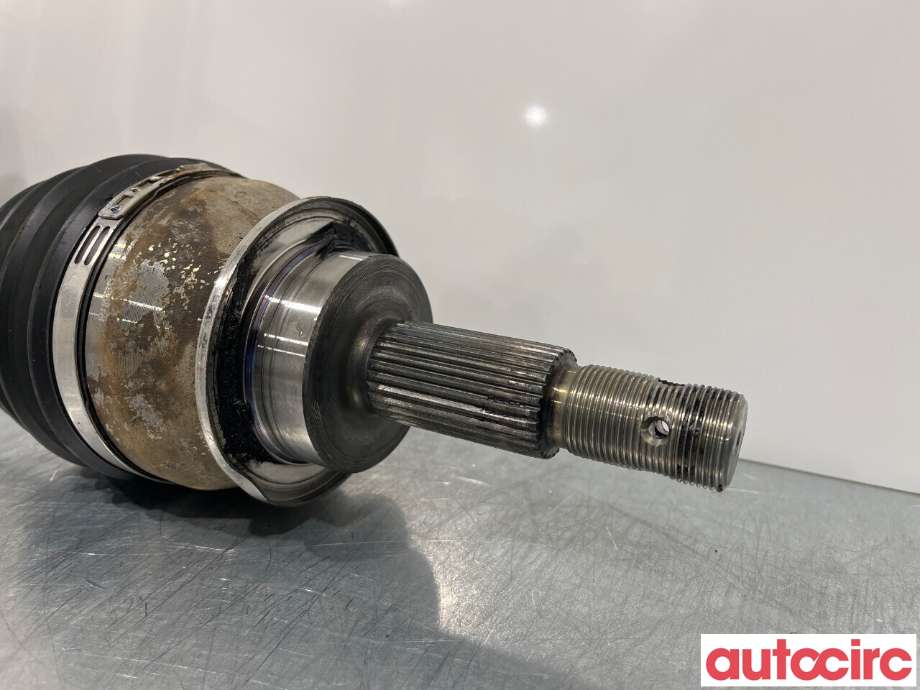 Drivaksel venstre foran til Isuzu D-Max 2021-->> (Type III)  (ISUZU|8983929650)