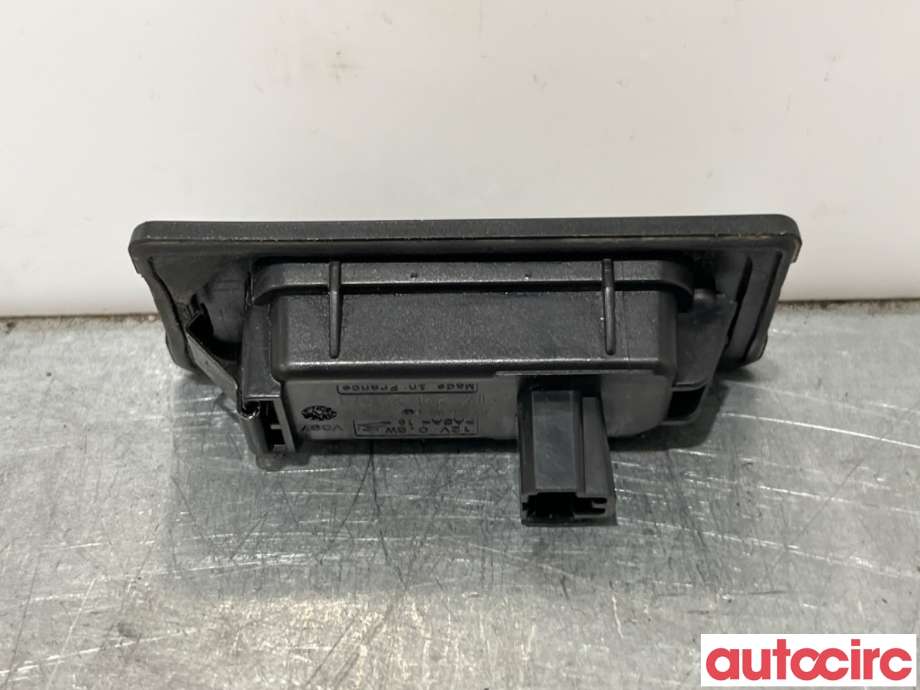 Skiltlys til VW Caddy 2015-2020 (Type III, Fase 3)  (VOLKSWAGEN|5NA943021|)