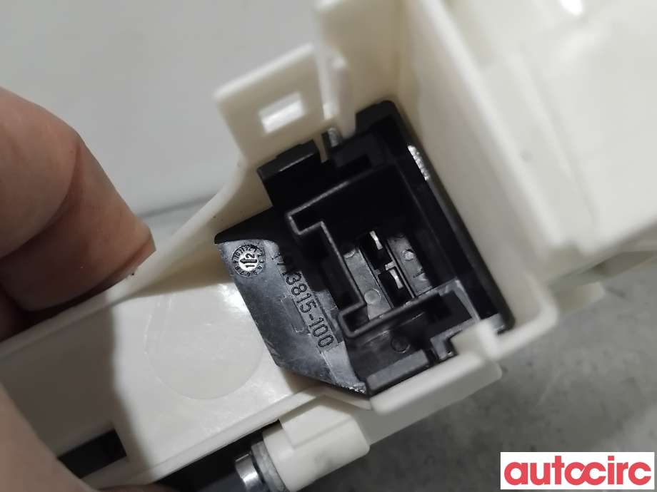 Ruteheis høyre foran til Audi A6, Allroad 2012-2014 (Type III, Fase 1) (C7) (C7) (AUDI|8K0959802B|1101-919809-201)