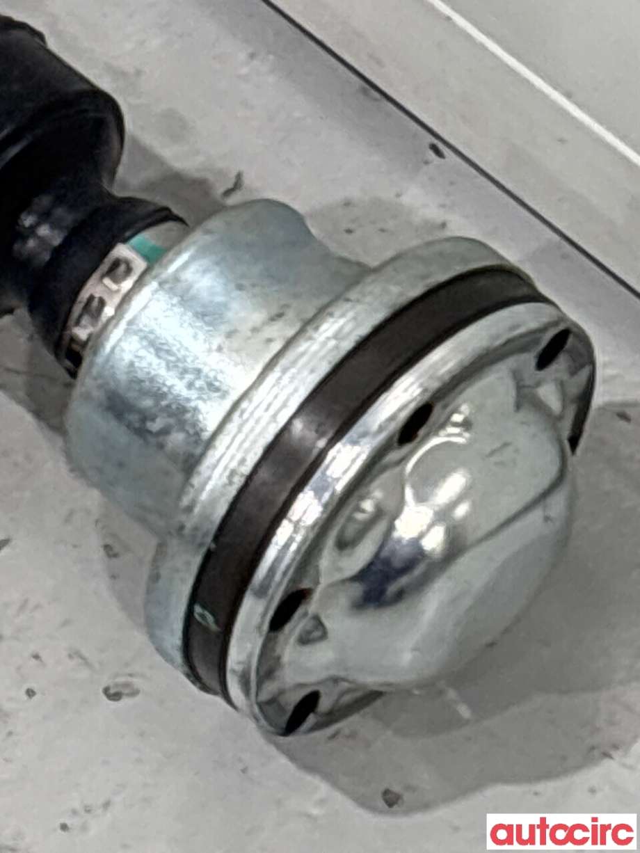Mellomaksel til Volvo XC90 2015-2025 (Type II)  (VOLVO|32249773|)