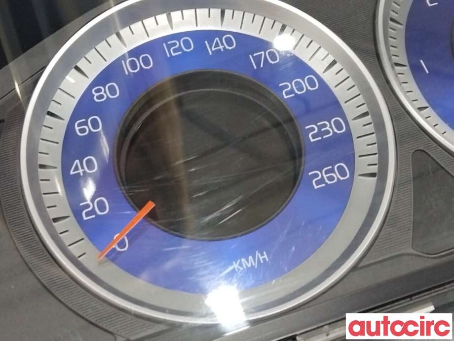 Instrumentpanel til Volvo V60 2010-2013 (Type I, Fase 1)  (VOLVO|36001888|31327585AA)