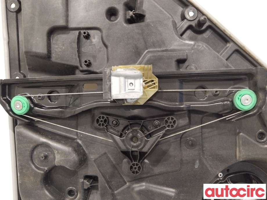 Ruteheis til Mercedes B-Klasse 2011-2018 (W246) (W246) (MERCEDES|A2467300600|)