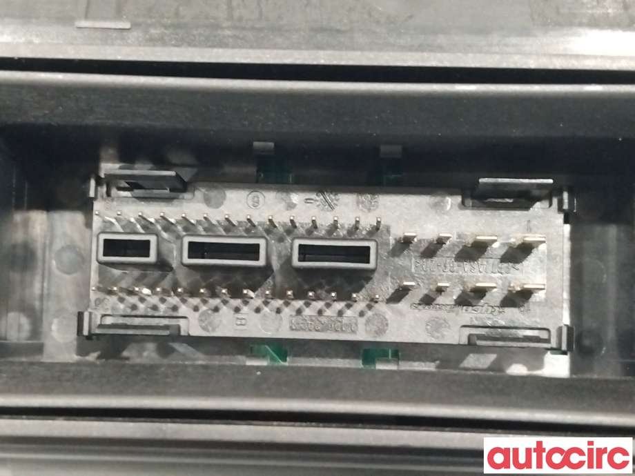 Instrumentpanel til VW Passat 2005-2010 (B6) (B6) (VOLKSWAGEN|3C0920860K)