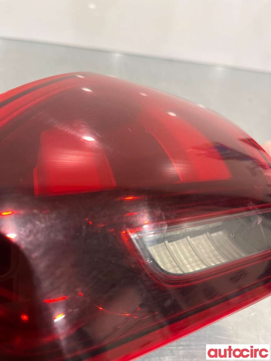 Baklykt høyre indre til Peugeot 2008 2013-2019 (Type I)  (PEUGEOT|9814757280)