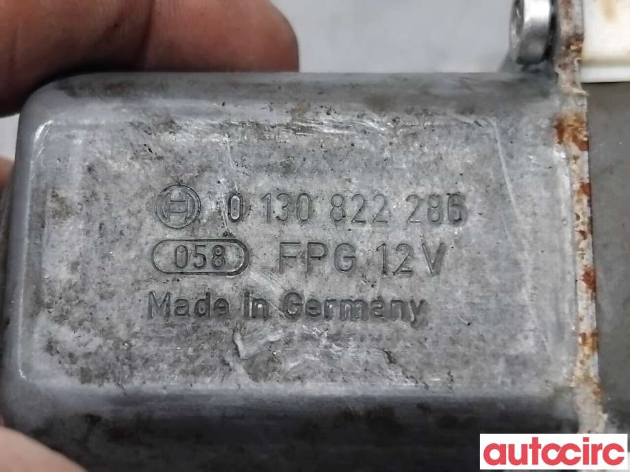 Ruteheis høyre foran til Ford Mondeo 2007-2010 (Type IV, Fase 1) (FORD|1376853|0130822286|6M21-14553-B)