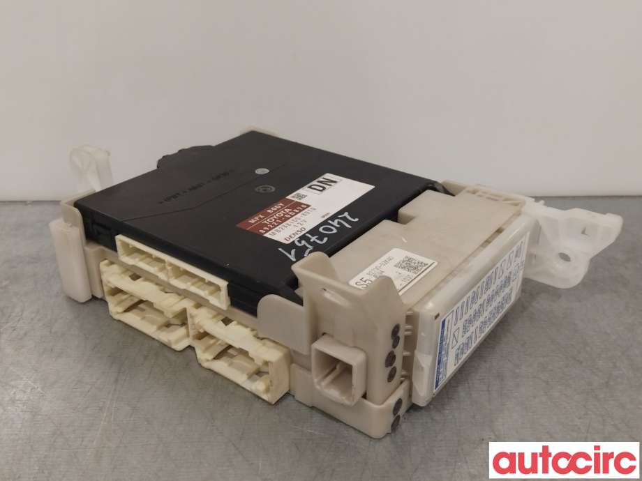 Styreenhet diverse til Toyota Yaris 2014-2020 (Type III, Fase 2)  (TOYOTA|8273052K40|892210D870)