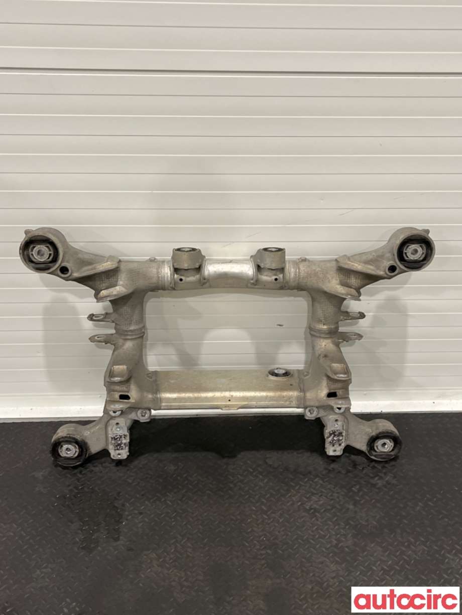 Travers bak til BMW 5-Serie, 2010-2017 (F10/F11) (F10/F11) (BMW|33316798545)