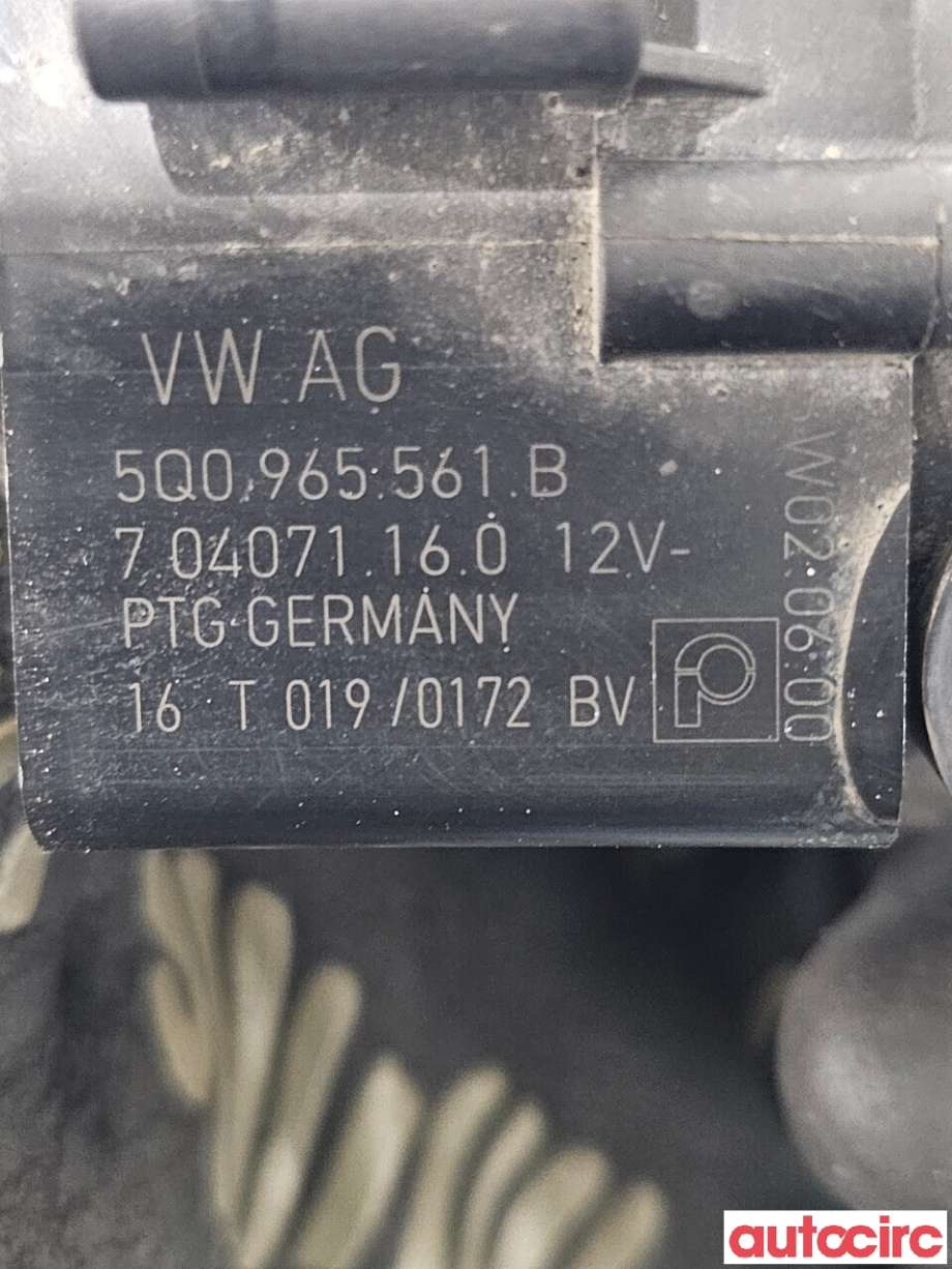 Sirkulasjonspumpe til VW Transporter / Caravelle 2015-2019 (T6) (T6) (VOLKSWAGEN|5Q0965561B|704071160)