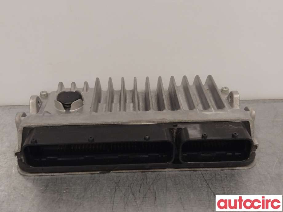 Styreenhet motor til Toyota Yaris 2014-2020 (Type III, Fase 2)  (TOYOTA|896610U230||89661-0U230)