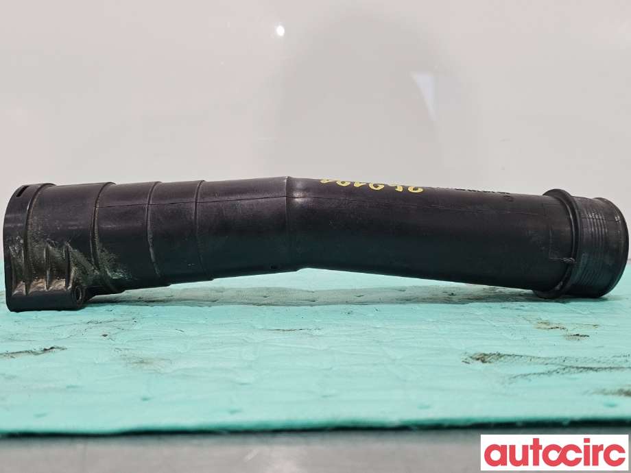 Turbo rør til VW Transporter / Caravelle, 2015-2019 (T6) (T6) (VOLKSWAGEN|04L145762BK)