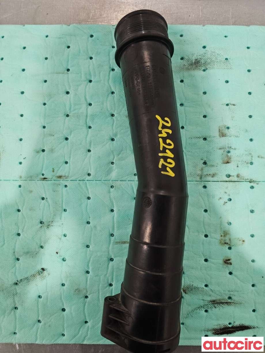 Turbo rør til VW Transporter / Caravelle 2015-2019 (T6) (T6) (VOLKSWAGEN|04L145762BK)