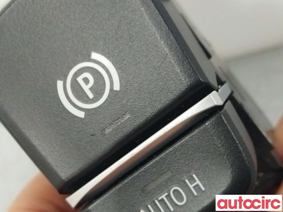 Bryter elektrisk håndbrekk/parkbrems til BMW 5-Serie 2017-->> (G30/G31) (G30/G31) (BMW|61315A72FE4|9109311)