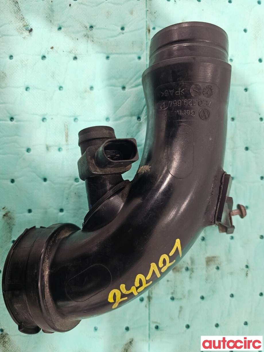 Turbo rør til VW Transporter / Caravelle 2015-2019 (T6) (T6) (VOLKSWAGEN|7E0129654P)