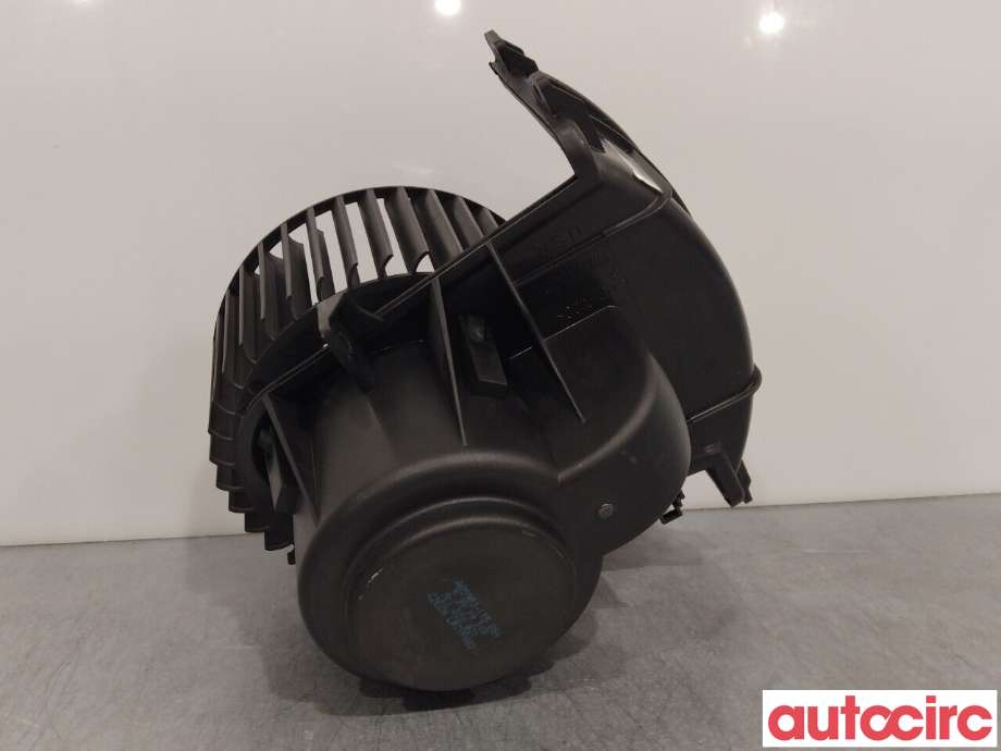 Varmeapparat motor til VW Transporter / Caravelle 2003-2009 (Fase 1) (T5) (T5) (VOLKSWAGEN|7H1820021B|7E1820021)