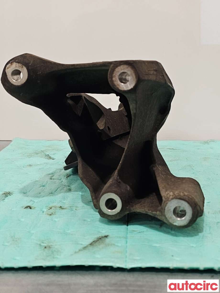 Motorfeste til VW Transporter / Caravelle 2015-2019 (T6) (T6) (VOLKSWAGEN|7E0199370H|)