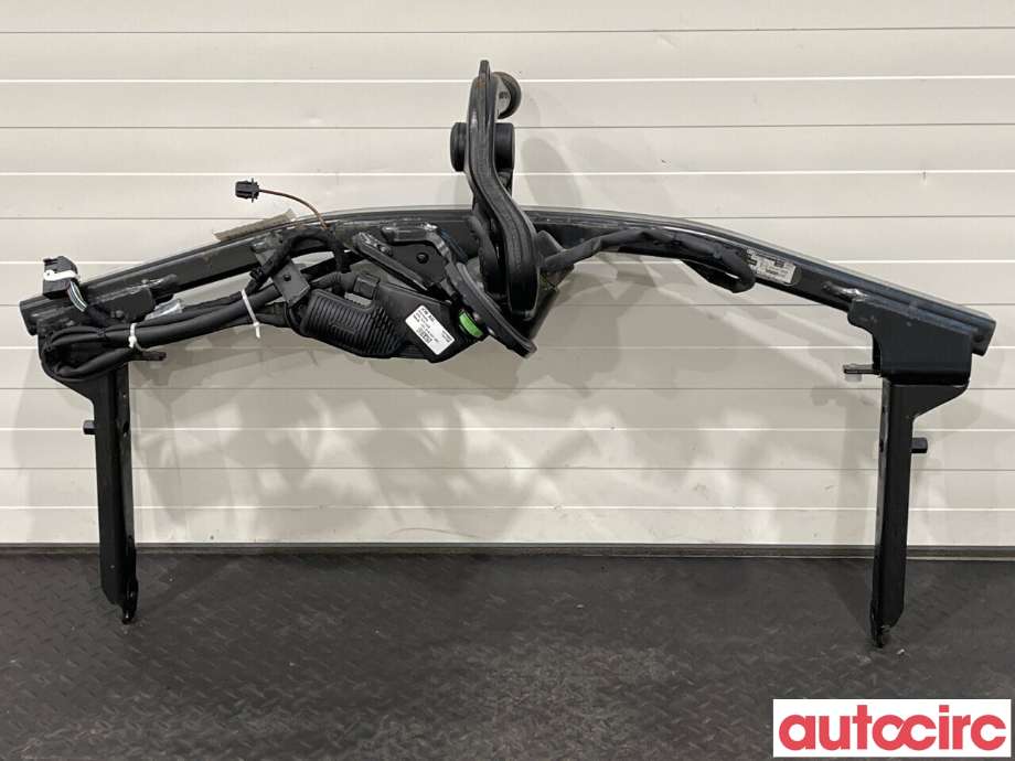 Hengerfeste til Audi A4, 2020-->> (Type V, Fase 2) (B9) (B9) (AUDI|8W0800491M)