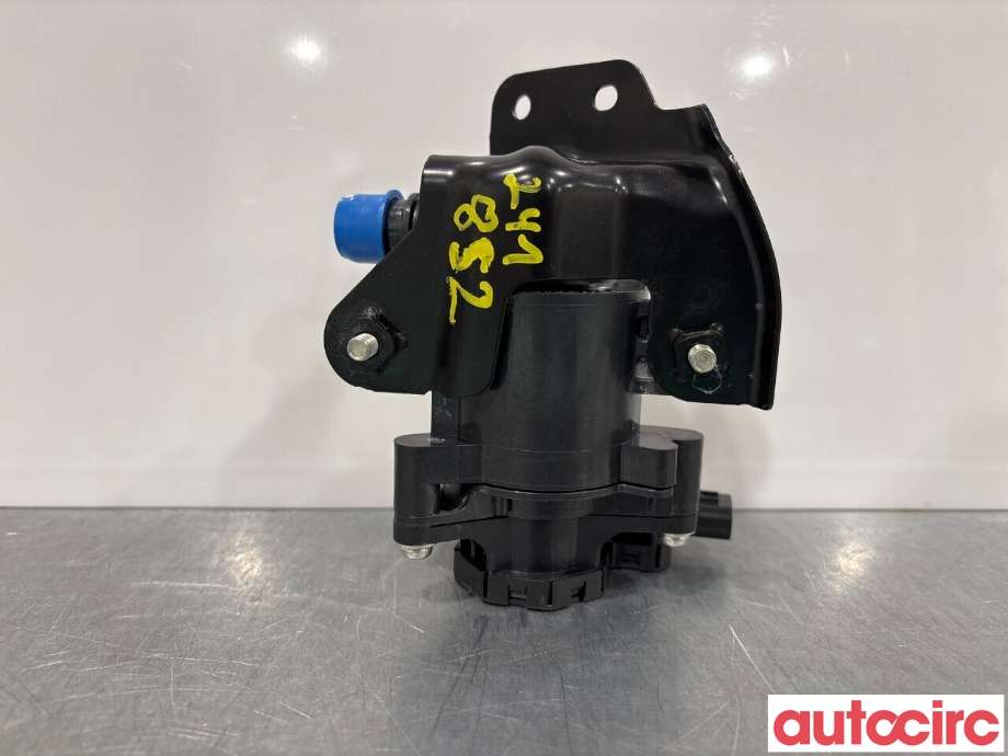 Diverse deler til Toyota bZ4X 2022-->>  (TOYOTA|8724042020|VN082300-0110|)