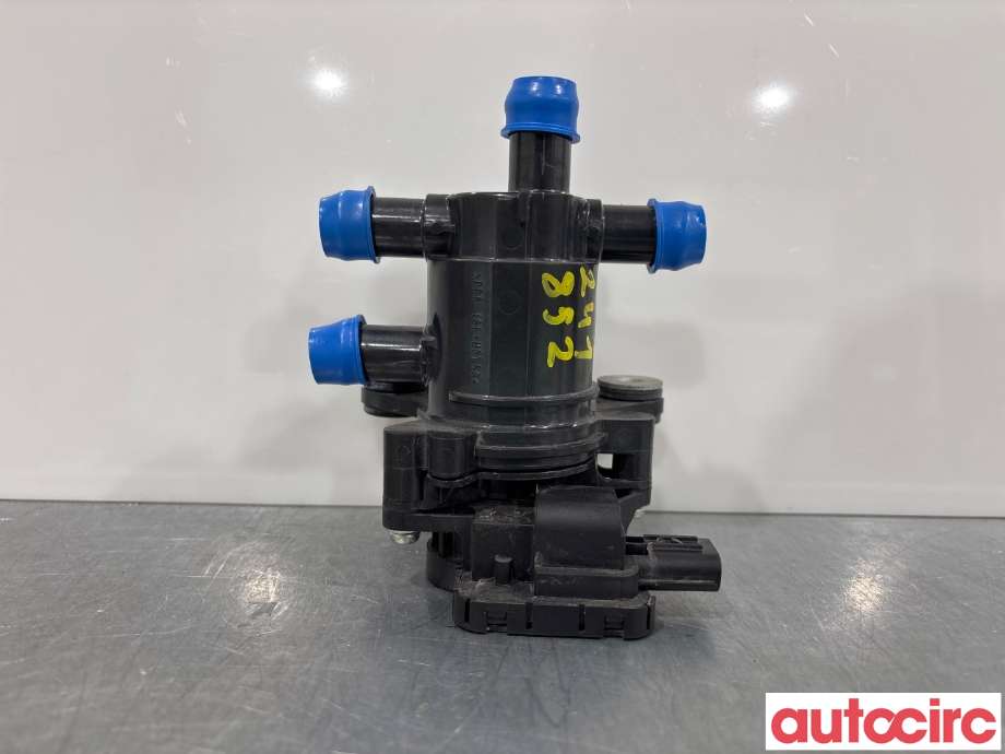 Diverse deler til Toyota bZ4X 2022-->>  (TOYOTA|1634210010|VN082300-0021|)