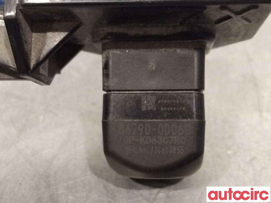 Kamera til Toyota Yaris 2014-2020 (Type III, Fase 2)  (TOYOTA|867900D060|GP-KD63C7RC|86790-0D060)