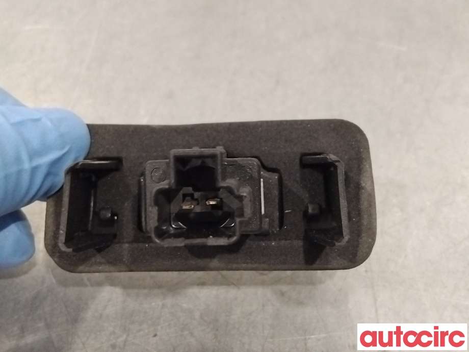 Skiltlys til Toyota Yaris 2014-2020 (Type III, Fase 2)  (TOYOTA|812700D120|)