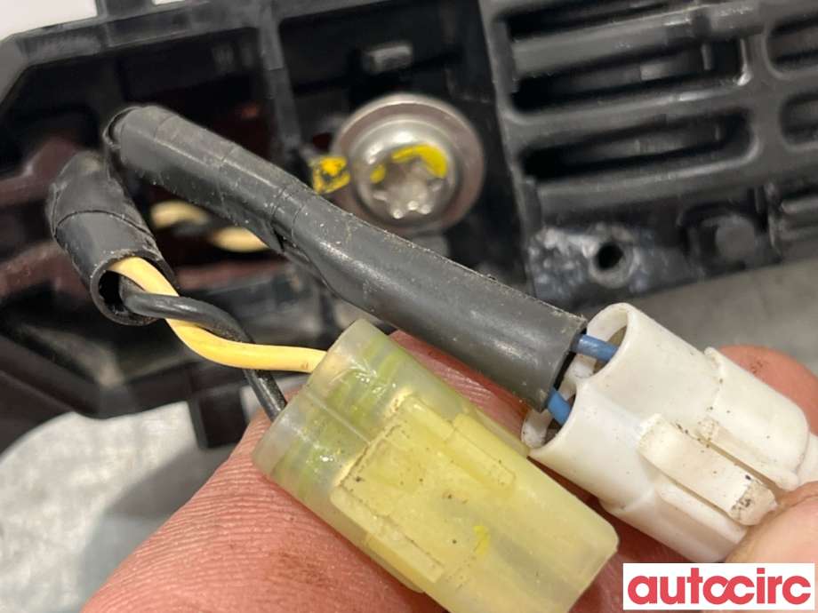 Dørhåndtak utv høyre foran til Suzuki SX4 2006-2009 (Type I, Fase 1)  (SUZUKI|82810-63811-ZFS||82811-63J10)