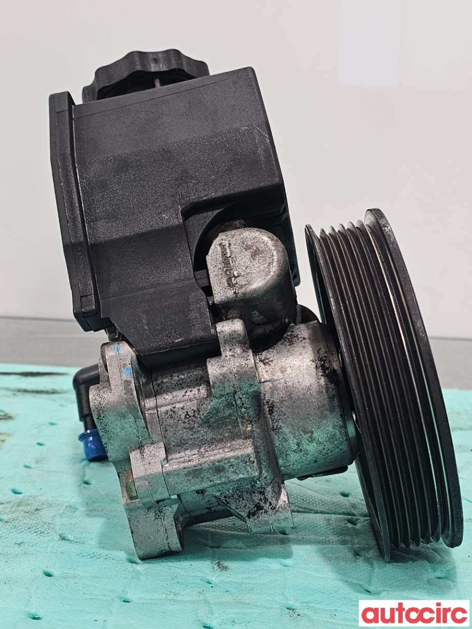 Servo pumpe mekanisk til Mercedes C-Klasse 2000-2004 (Fase 1) (W203) (W203) (MERCEDES|A0024668401|)