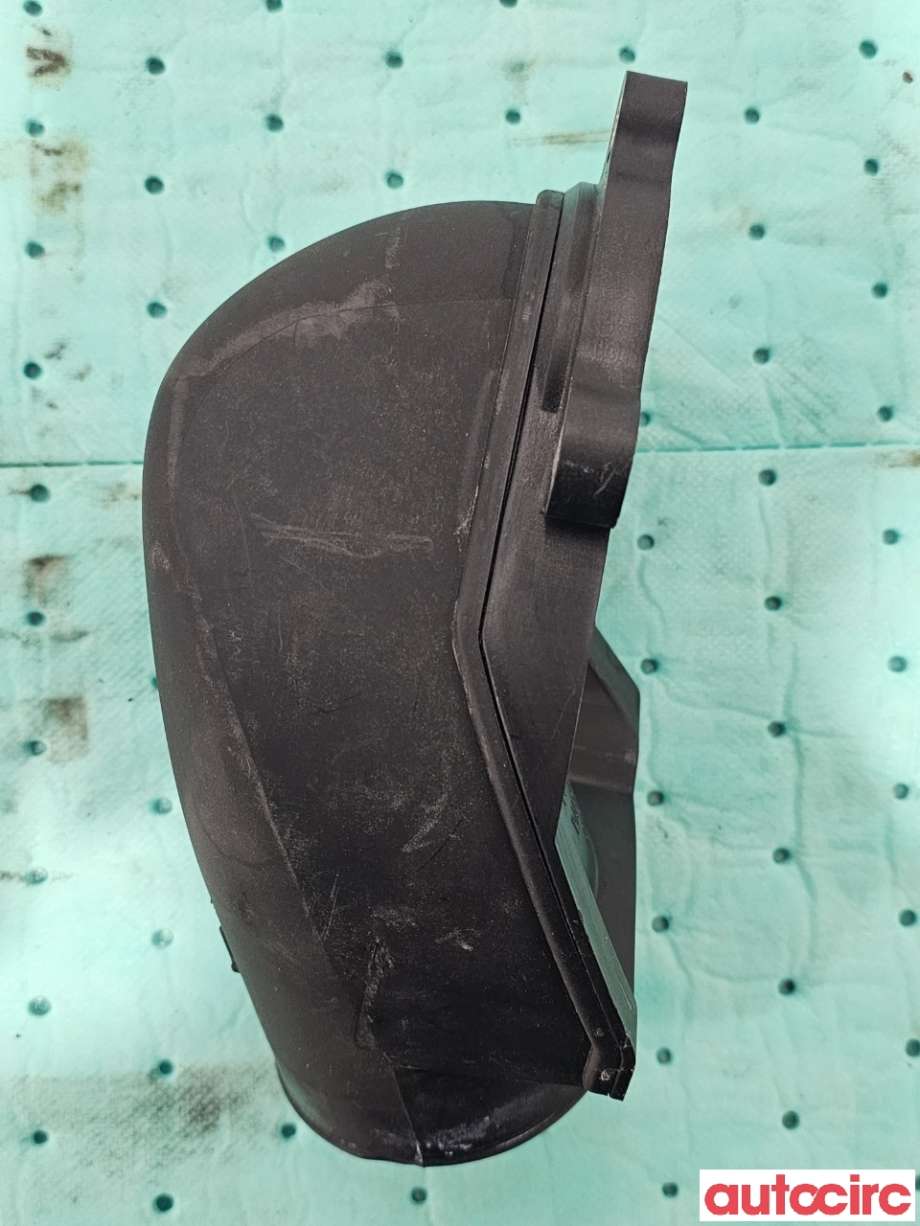 Turbo rør til Mercedes C-Klasse 2000-2004 (Fase 1) (W203) (W203) (MERCEDES|A1111411204)