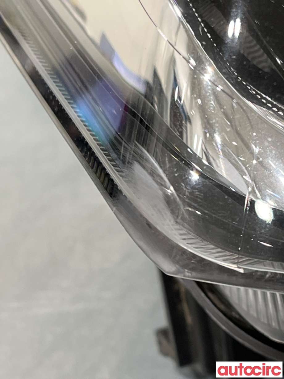 Frontlykt høyre halogen til Hyundai Ioniq Electric 2016-2019 (Fase 1)  (HYUNDAI|92102G7000WPR|92102-G7)