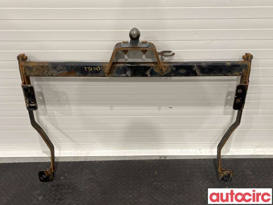 Hengerfeste til Opel Vivaro B, 2014-2019  (OPEL|95599466)