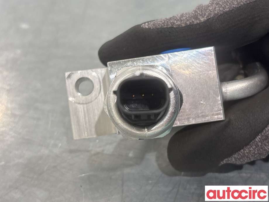 Aircondition rør til Toyota bZ4X 2022-->>  (TOYOTA|8871042430|)