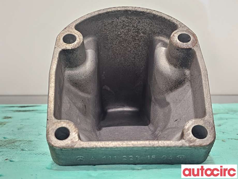 Motorfeste til Mercedes C-Klasse 2000-2004 (Fase 1) (W203) (W203) (MERCEDES|A1112231604|)