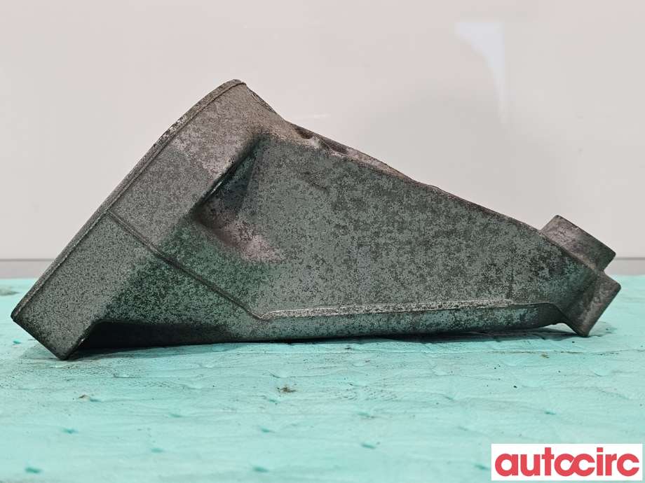 Motorfeste til Mercedes C-Klasse 2000-2004 (Fase 1) (W203) (W203) (MERCEDES|A1112231604|)