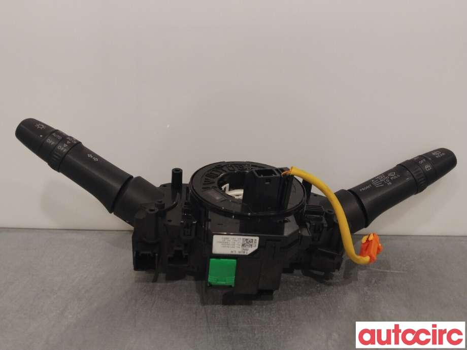 Bryter combi til Mitsubishi Space Star 2013-->> (Type II)  (MITSUBISHI|8600A495|8617A133)