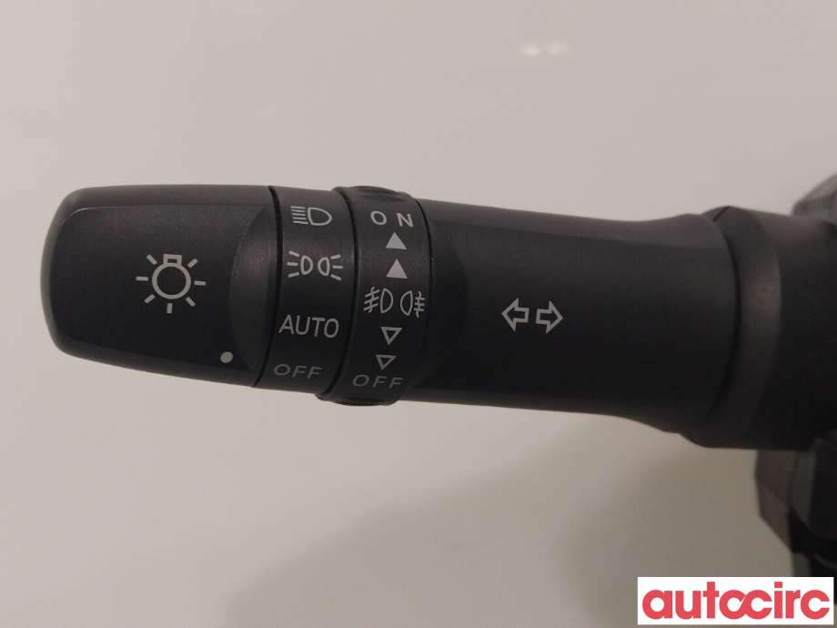 Bryter combi til Mitsubishi Space Star 2013-->> (Type II)  (MITSUBISHI|8600A495|8617A133)