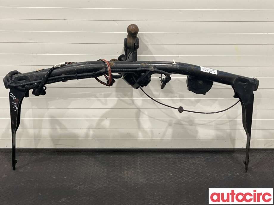 Hengerfeste til Audi Q3 2011-2014 (Type I, Fase 1) (AUDI|8U0803880B)