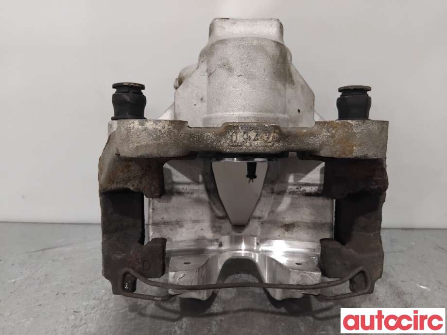 Bremsecaliper høyre bak til Mercedes C-Klasse 2011-2014 (Fase 2) (W204) (W204) (MERCEDES|A2044230481|)