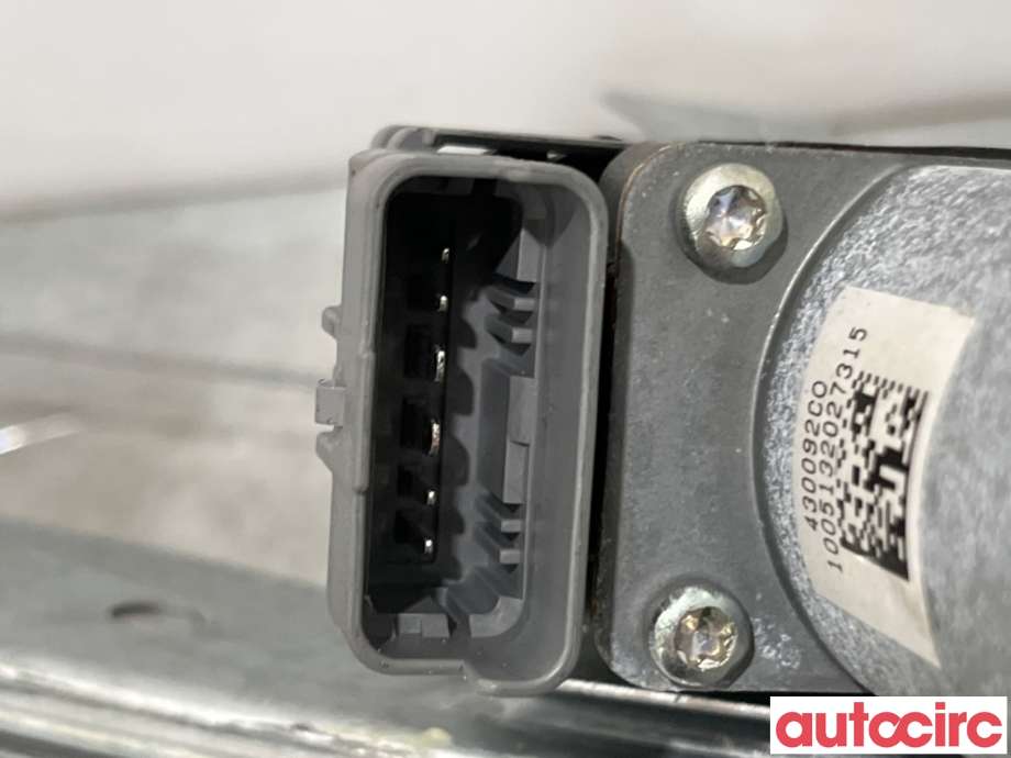Ruteheis venstre foran til Citroën C3 2010-2016 (Type II)  (CITROEN|9221FR|402217D|9802617780)