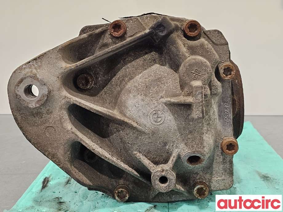Kardang klokke bak til BMW 3-Serie 2012-2018 (F30/F31/F34) (F30/F31/F34) (BMW|33107599475|7599475-02)