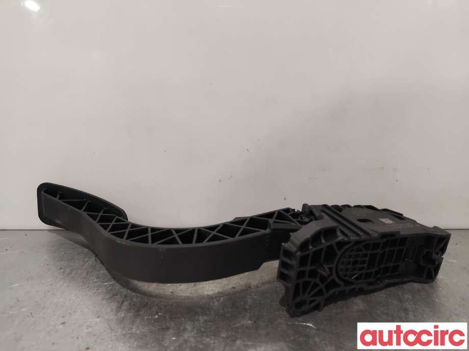Pedal gass til Tesla Model Y 2021-2024 (Type I) (TESLA|1188965-50-A|6PV014021-00|)