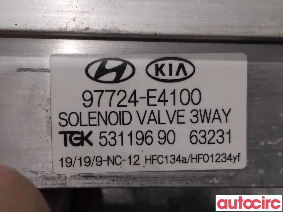 Diverse deler til Hyundai Ioniq Electric 2016-2019 (Fase 1)  (HYUNDAI|97724E4100|53119690|97724-E4100)