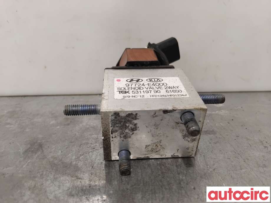 Diverse deler til Hyundai Ioniq Electric 2016-2019 (Fase 1)  (HYUNDAI|97724E4000|53119790|97724-E4000)
