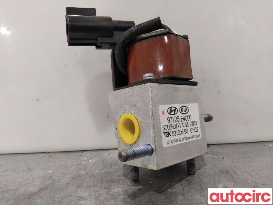 Diverse deler til Hyundai Ioniq Electric 2016-2019 (Fase 1) (HYUNDAI|97725E4000|53120690|97725-E4000)