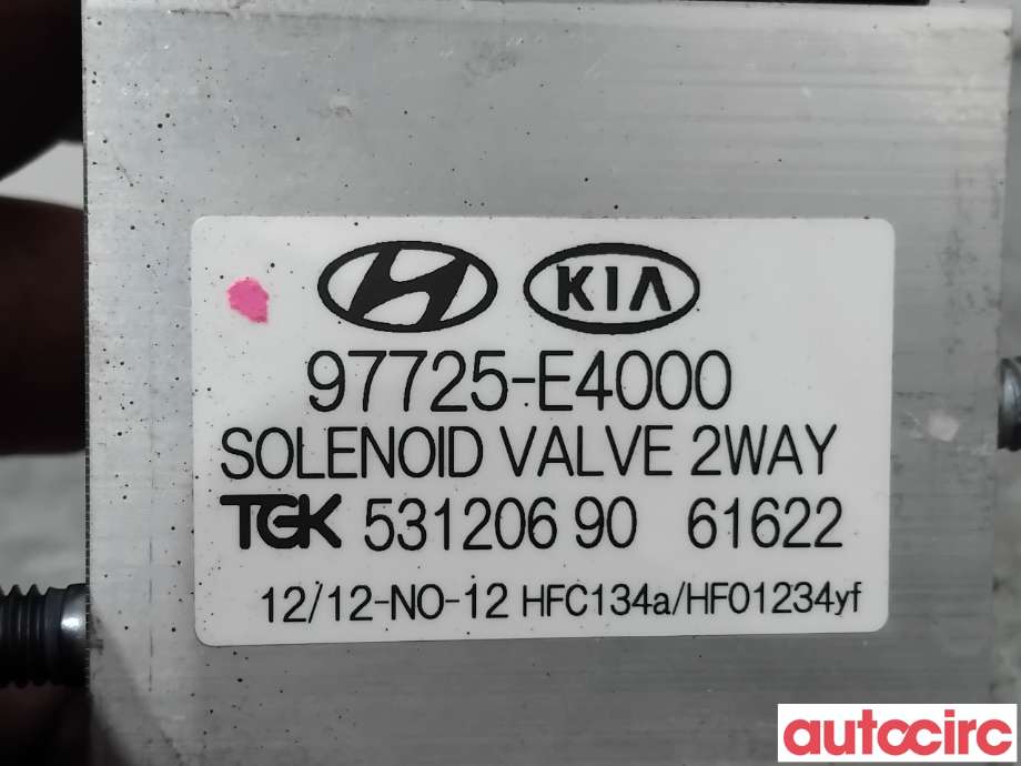 Diverse deler til Hyundai Ioniq Electric 2016-2019 (Fase 1) (HYUNDAI|97725E4000|53120690|97725-E4000)