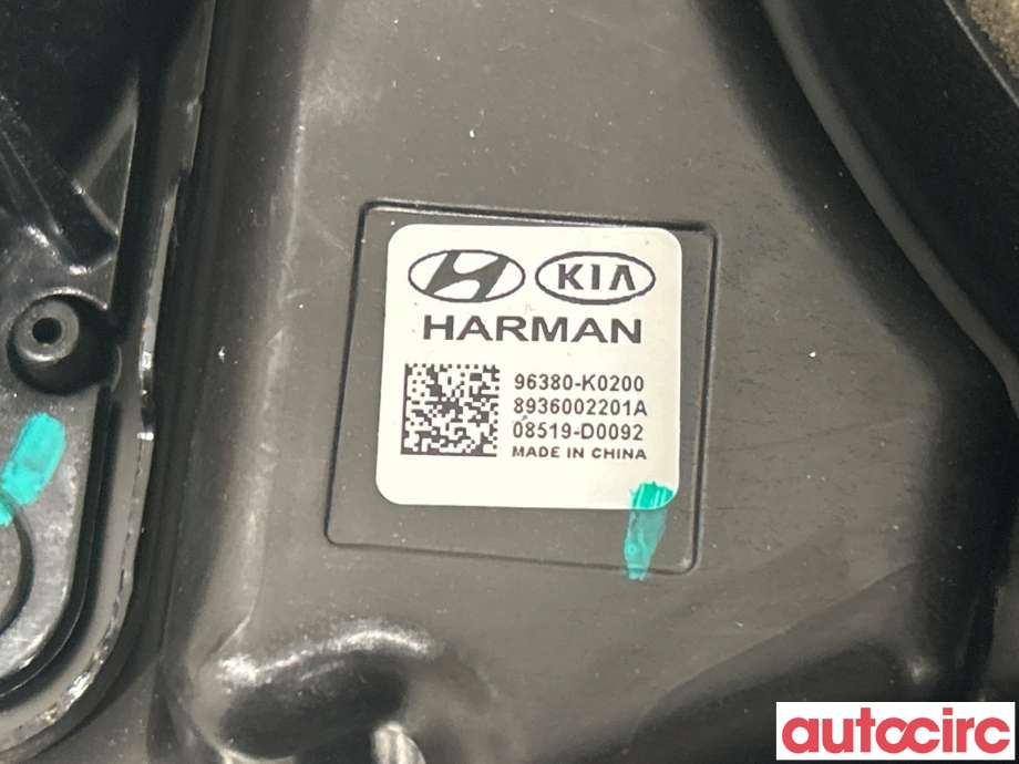Bilstereo høyttaler til Kia e-Soul 2019-->> (Type III) (KIA|96380K0200|96380-K0200)