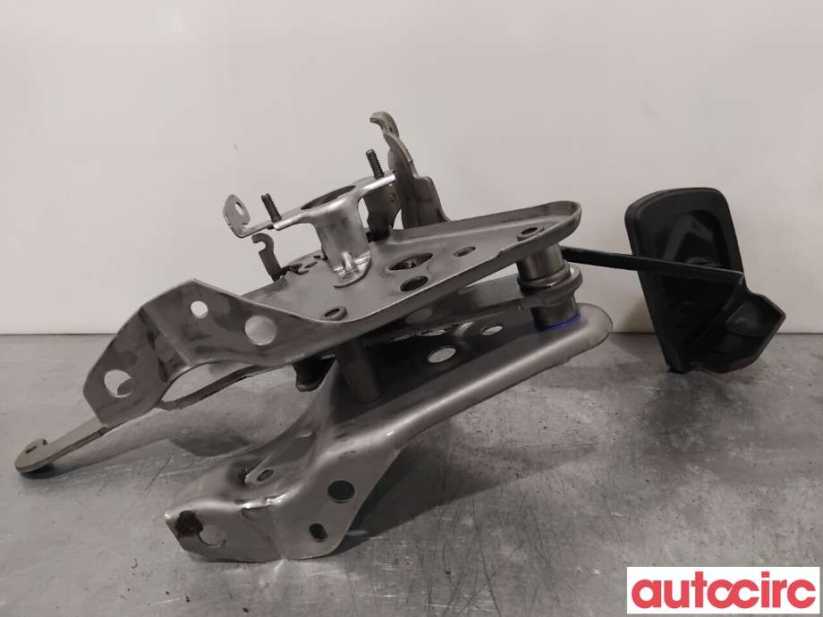 Pedal gass/brems/clutch til Toyota RAV4 2019-->> (Type V)  (TOYOTA|4711042430|)