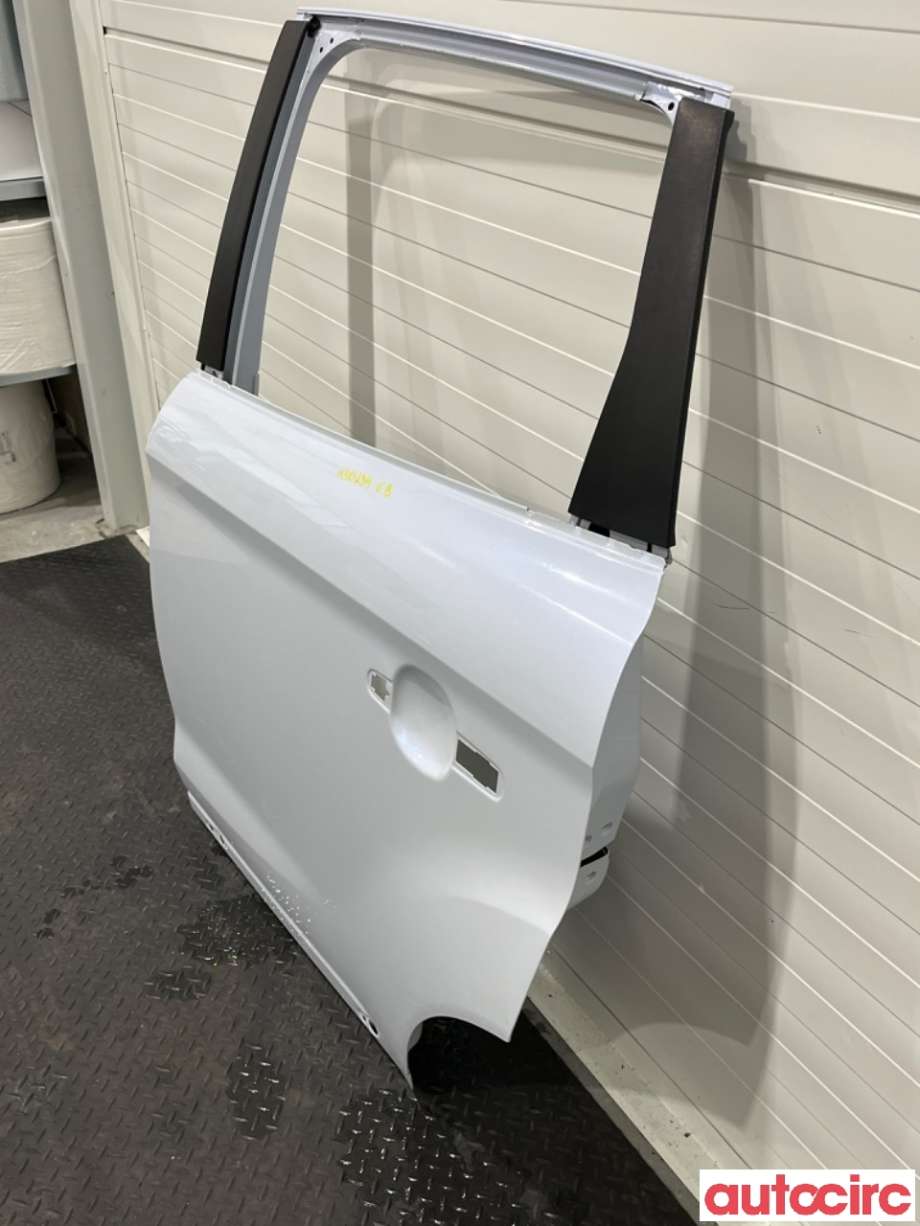 Dør venstre bak til Ford Kuga 2008-2012 (Type I)  (FORD|1520947|P8V41S24630AA|)