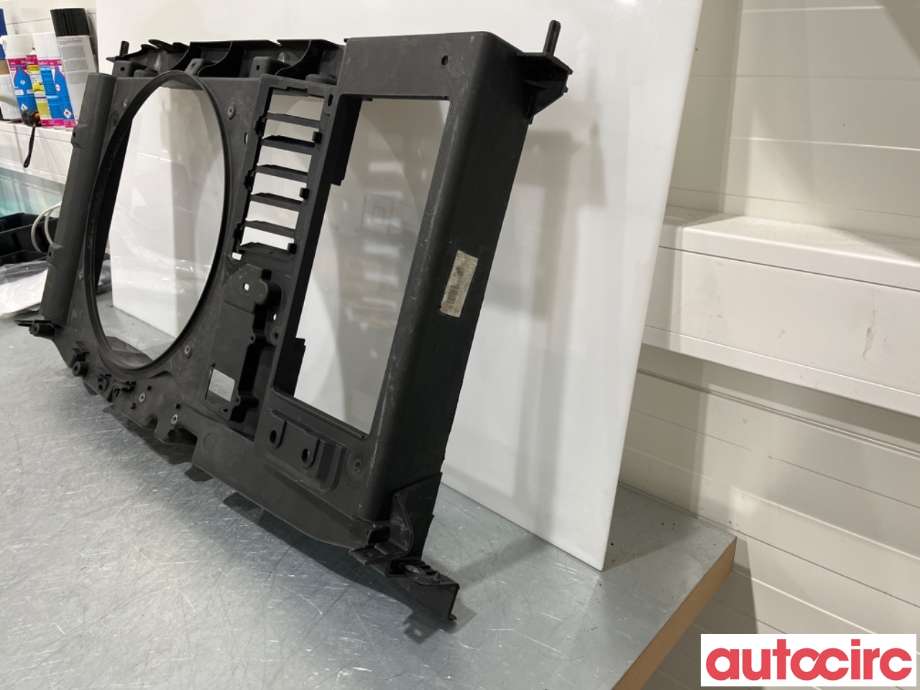 Frontplate til Peugeot 3008 2009-2016 (Type I)  (PEUGEOT|7104V2|9801875380|9676568780)